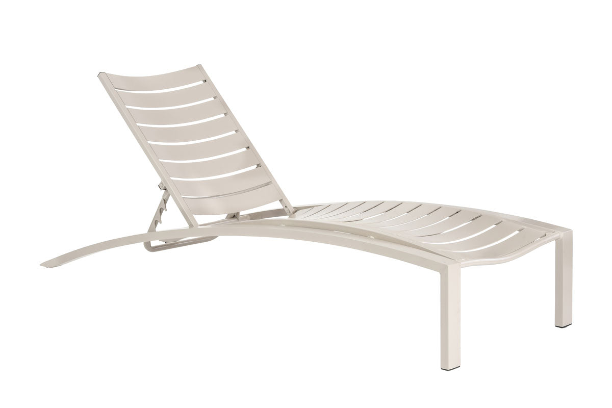 Curv All-Aluminum Chaise Lounge
