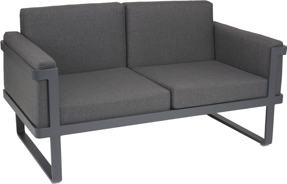 Pinecrest Loveseat