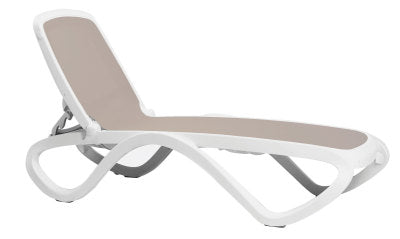 Nardi Omega Chaise Lounge—White, Tortora Fabric